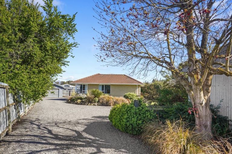 Photo of property in 15 Montrose Avenue, Culverden, 7392