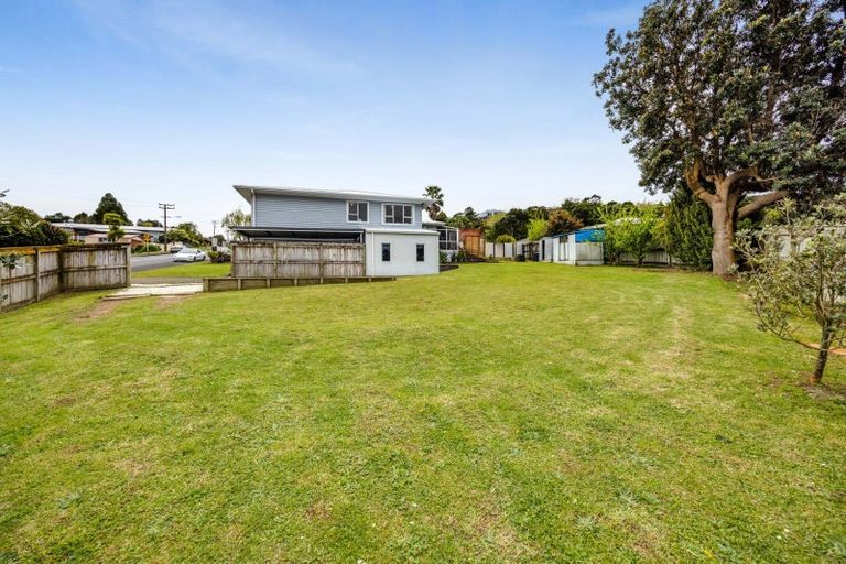 Photo of property in 117 Awanui Street, Merrilands, New Plymouth, 4312