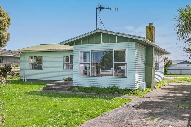 Photo of property in 23 Stirling Street, Levin, 5510