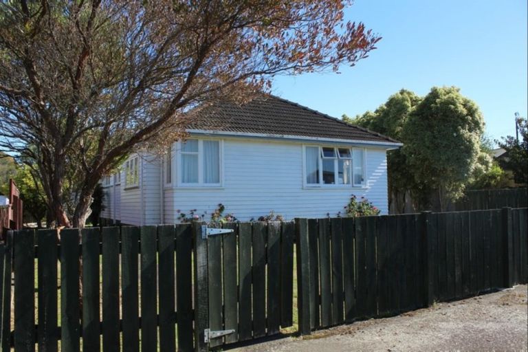 Photo of property in 15 Redfern Street, Dannevirke, 4930