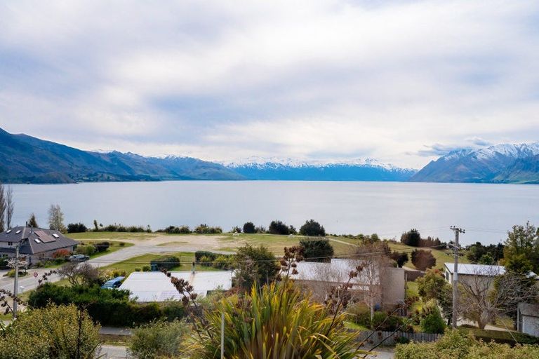 Photo of property in 111 Lakeview Terrace, Lake Hawea, Wanaka, 9382