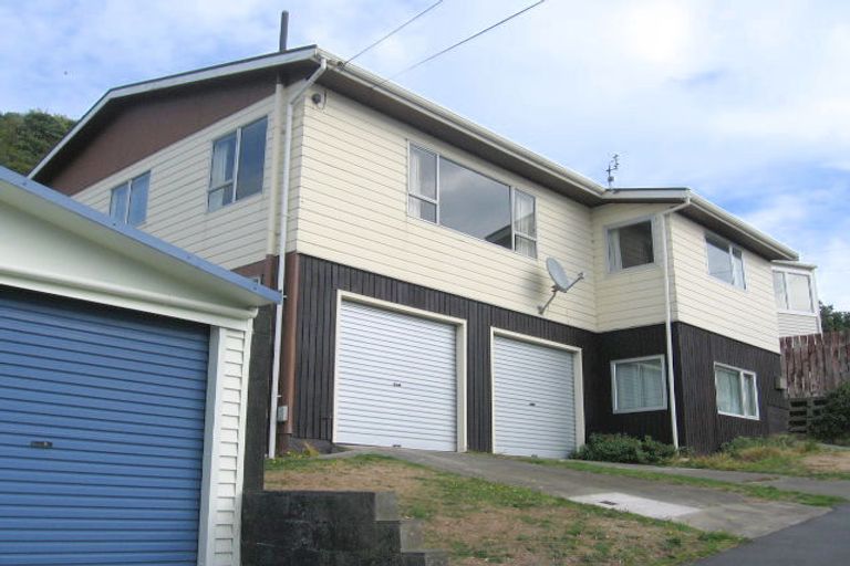 Photo of property in 49 Ahuriri Street, Strathmore Park, Wellington, 6022