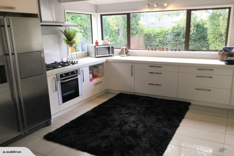 Photo of property in 79 Hinau Street, Riccarton, Christchurch, 8041