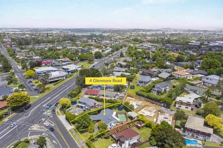 Photo of property in 4 Glenmore Road, Sunnyhills, Auckland, 2010