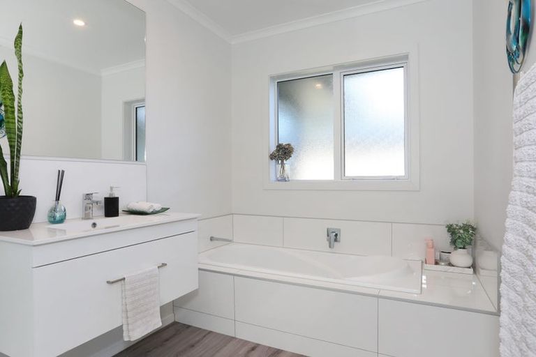 Photo of property in 41 Wilson Street, Bulls, 4818