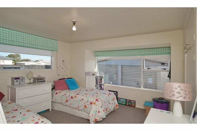 Photo of property in 6 Hodgson Avenue, Kaiapoi, 7630