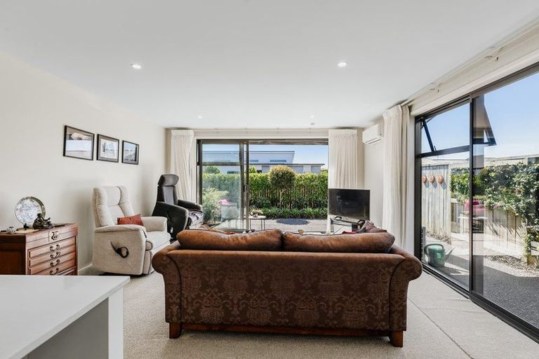 Photo of property in 31 Franks Way, Papamoa Beach, Papamoa, 3118