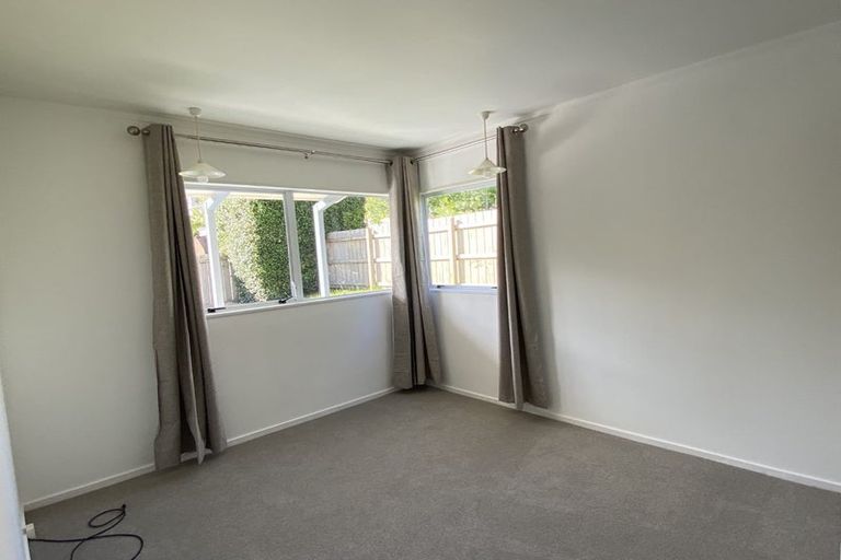 Photo of property in 1a Wiriana Place, Stanmore Bay, Whangaparaoa, 0932