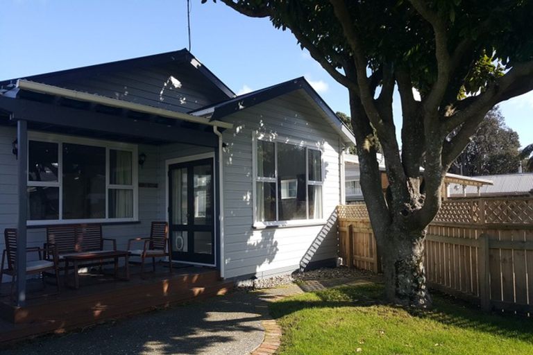 Photo of property in 7 North Street, Petone, Lower Hutt, 5012