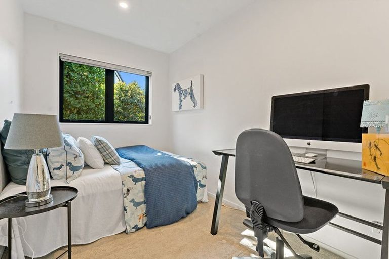 Photo of property in 12 Channing Crescent, Botany Downs, Auckland, 2010