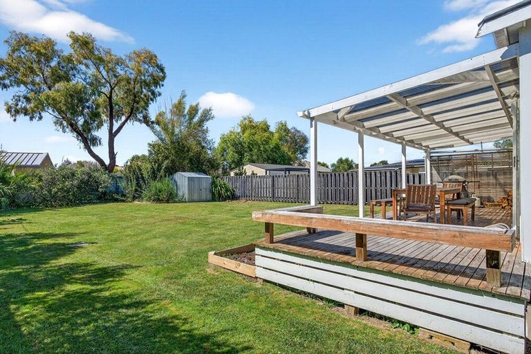 Photo of property in 51 Weld Street, Martinborough, 5711