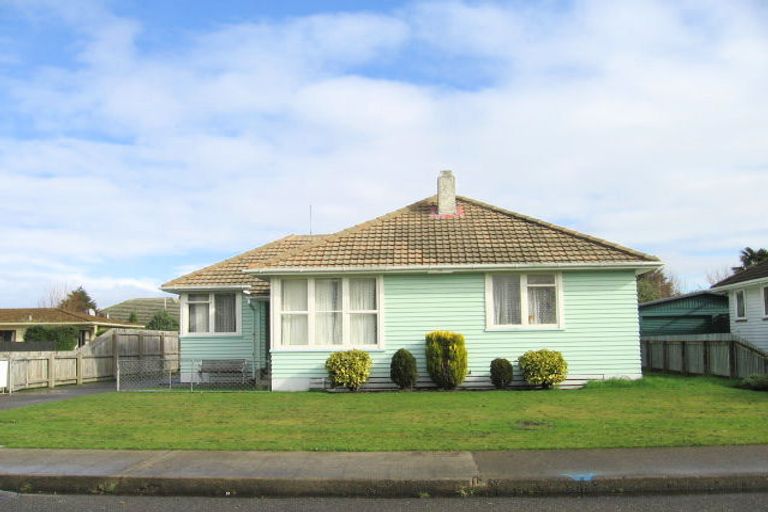 Photo of property in 719 Collinge Road, Mayfair, Hastings, 4122