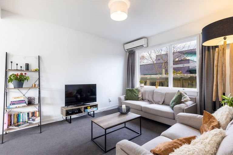 Photo of property in 7c Avonhead Road, Avonhead, Christchurch, 8042