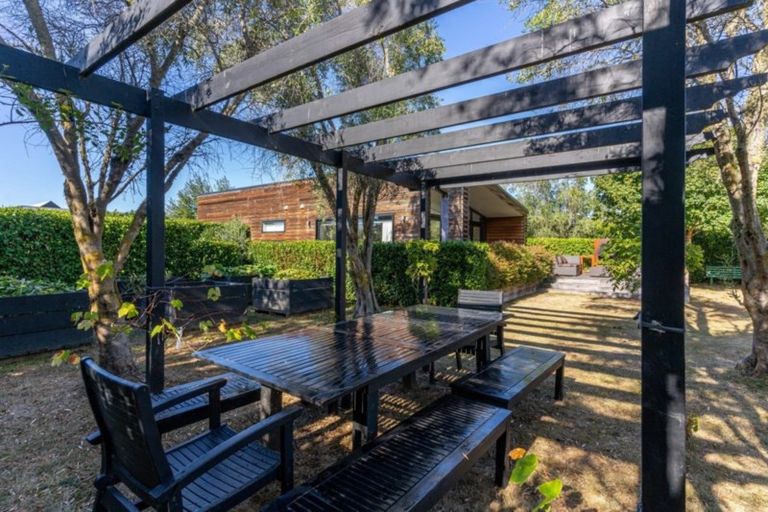 Photo of property in 4 Burgundy Drive, Martinborough, 5711