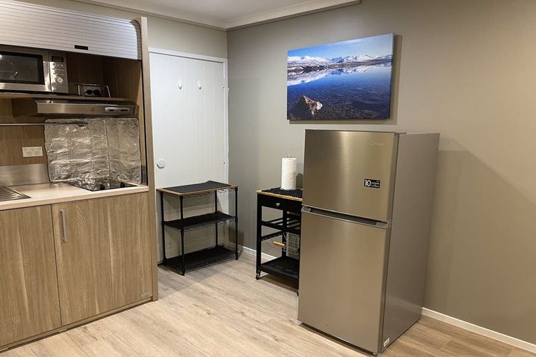 Photo of property in 3 Oswald Close, Flat Bush, Auckland, 2016