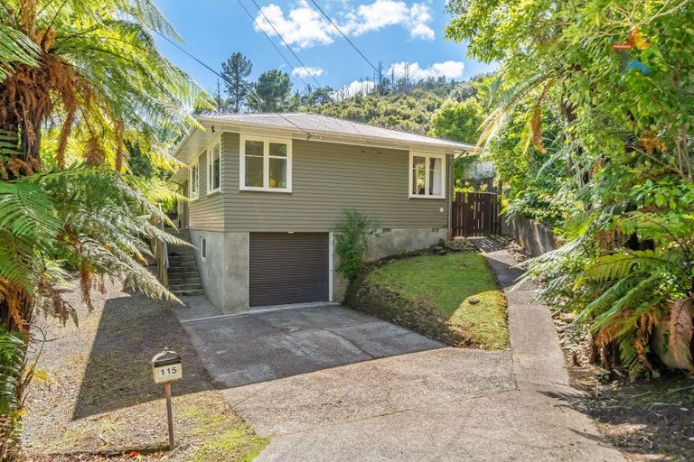 Photo of property in 115 Manuka Street, Stokes Valley, Lower Hutt, 5019