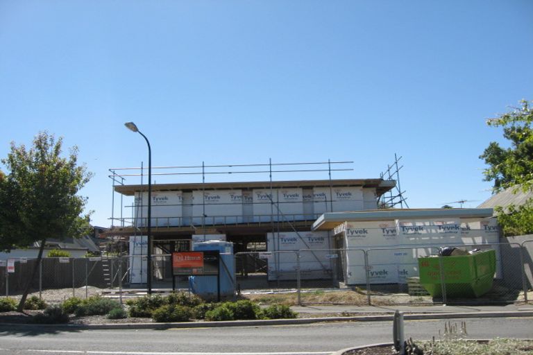 Photo of property in 79 Aikmans Road, Merivale, Christchurch, 8014