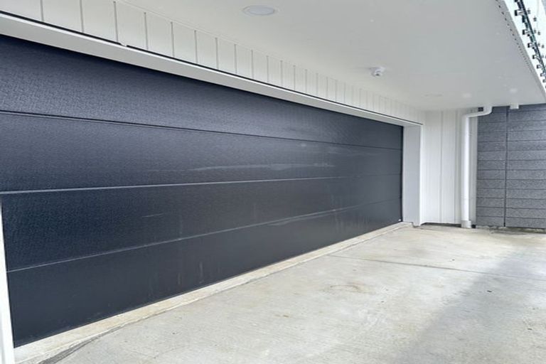 Photo of property in 28 Bendridge Street, Flat Bush, Auckland, 2019
