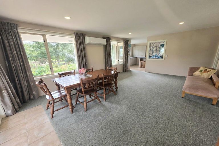 Photo of property in 374 Airedale Road, Weston, Oamaru, 9492