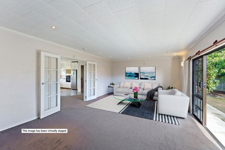 Photo of property in 18 Cobb Place, Otaki, 5512