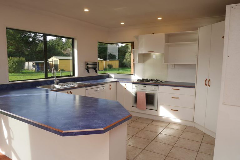 Photo of property in 12 Te Horo Beach Road, Te Horo, Otaki, 5581