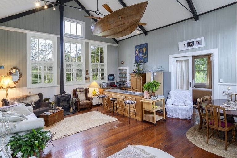 Photo of property in 35 Maungawhare Place, Otumoetai, Tauranga, 3110