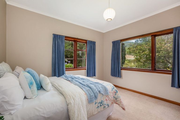 Photo of property in 7 Coates Street, Tawa, Wellington, 5028