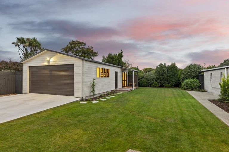 Photo of property in 6 Teesdale Street, Burnside, Christchurch, 8053