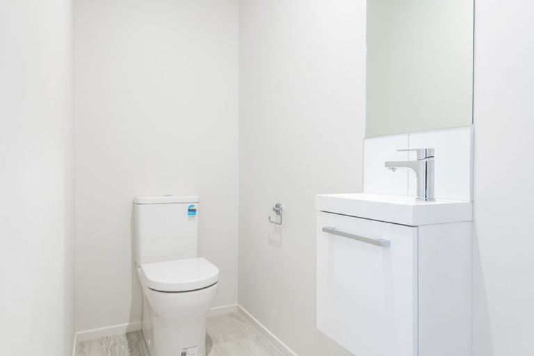 Photo of property in 27 Farnworth Terrace, Churton Park, Wellington, 6037