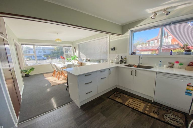 Photo of property in 6 Paikea Place, Somerfield, Christchurch, 8024