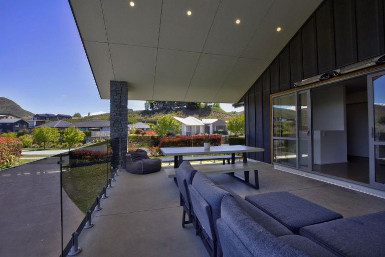 Photo of property in 6 Oxfordshire Avenue, Lower Shotover, Queenstown, 9304