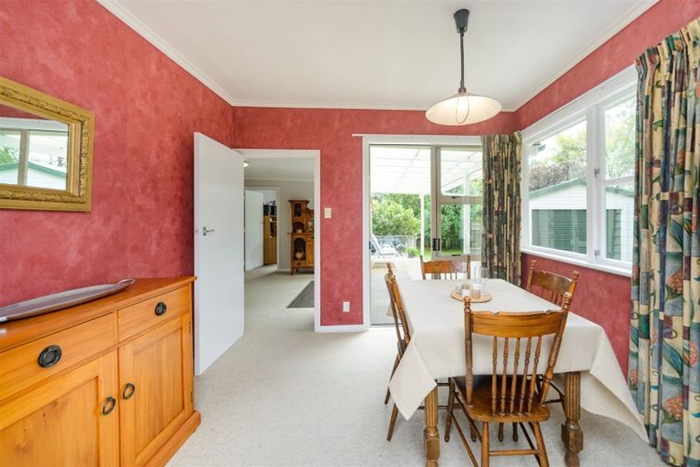 Photo of property in 7 Athlone Place, Hokowhitu, Palmerston North, 4410