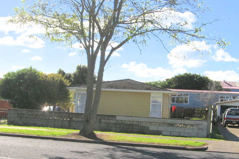 Photo of property in 74 Boundary Road, Clover Park, Auckland, 2019