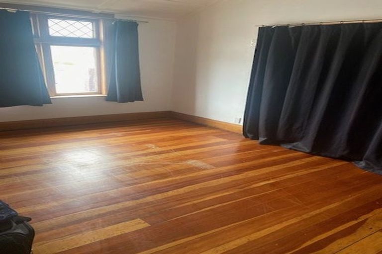 Photo of property in 16 Bolton Street, Petone, Lower Hutt, 5012
