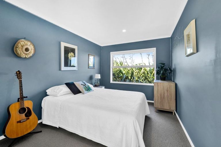 Photo of property in 265 Tai Road, Opunake, 4681