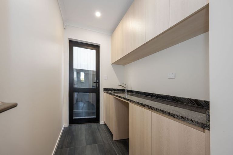 Photo of property in 44a Merani Street, Belmont, Auckland, 0622