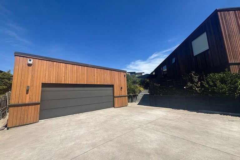Photo of property in 10 Dove Grove, Westmorland, Christchurch, 8025