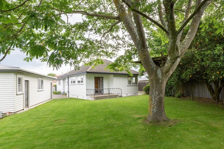 Photo of property in 407 Ikanui Road, Frimley, Hastings, 4120