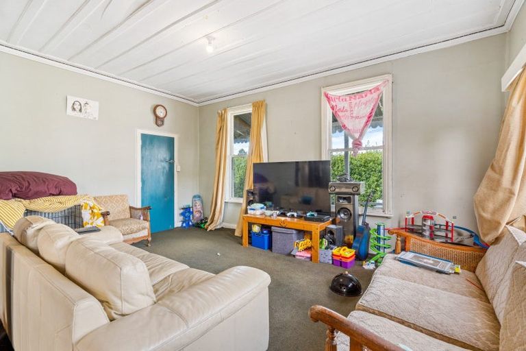 Photo of property in 8 High Street, Milton, 9220