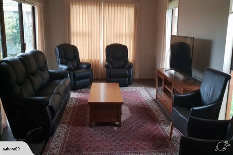 Photo of property in 152 Sawyers Arms Road, Northcote, Christchurch, 8052