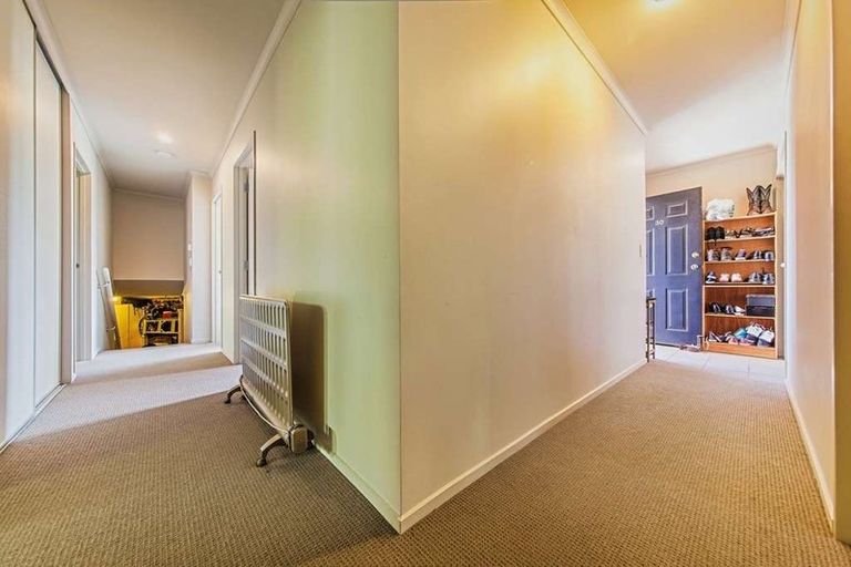 Photo of property in 30 Kellett Road, Ranui, Auckland, 0612