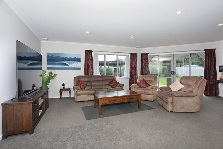 Photo of property in 3 Guthrie Court, Bulls, 4818