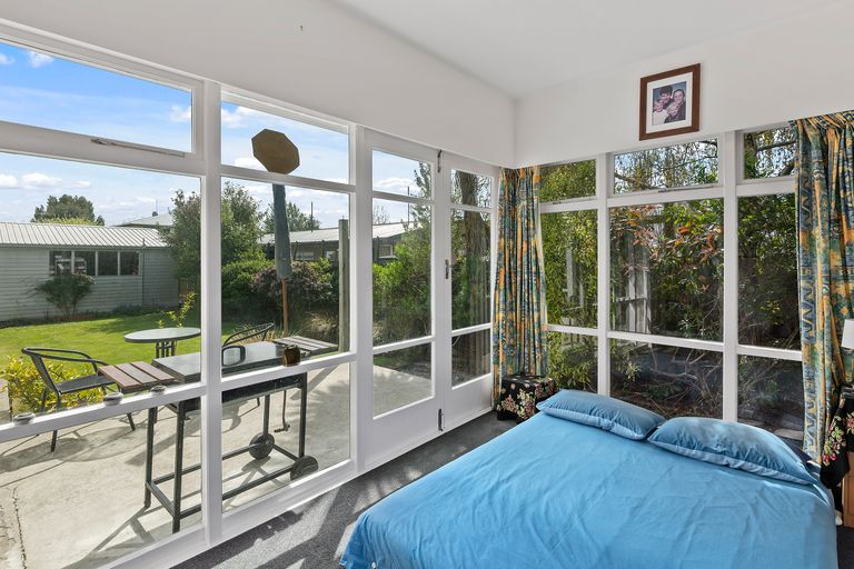 Photo of property in 23a Cross Street, Phillipstown, Christchurch, 8011