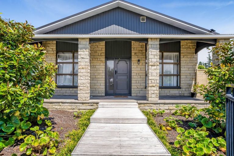 Photo of property in 8 Richmond Street, Fitzroy, New Plymouth, 4312