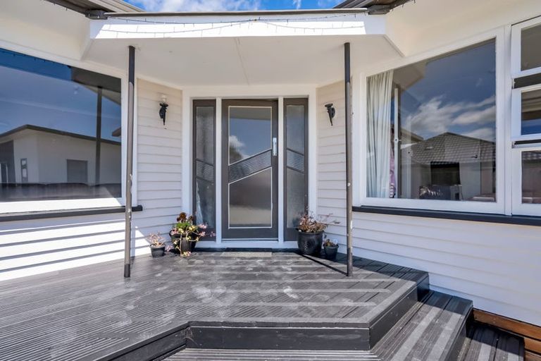 Photo of property in 22a Pukatea Street, Inglewood, 4330