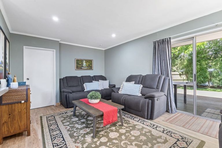 Photo of property in 2 Magenta Place, Broomfield, Christchurch, 8042