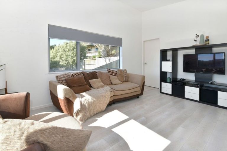 Photo of property in 7 Fern Court, Orewa, 0931