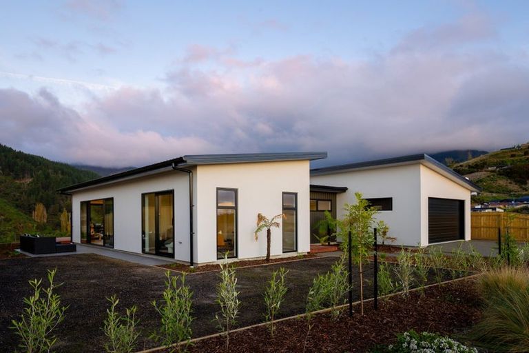 Photo of property in 48 Vista Drive, Bishopdale, Nelson, 7011