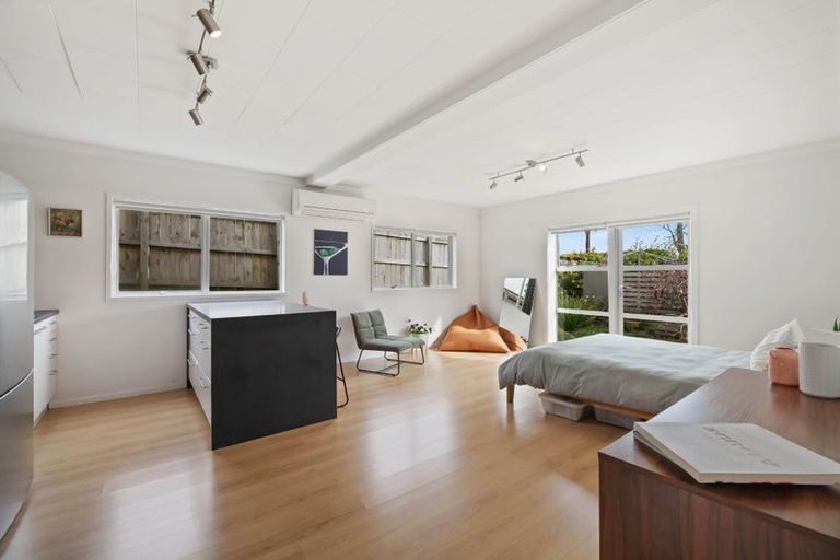 Photo of property in 34 Sunnyhill Crescent, Sunnyhills, Auckland, 2010