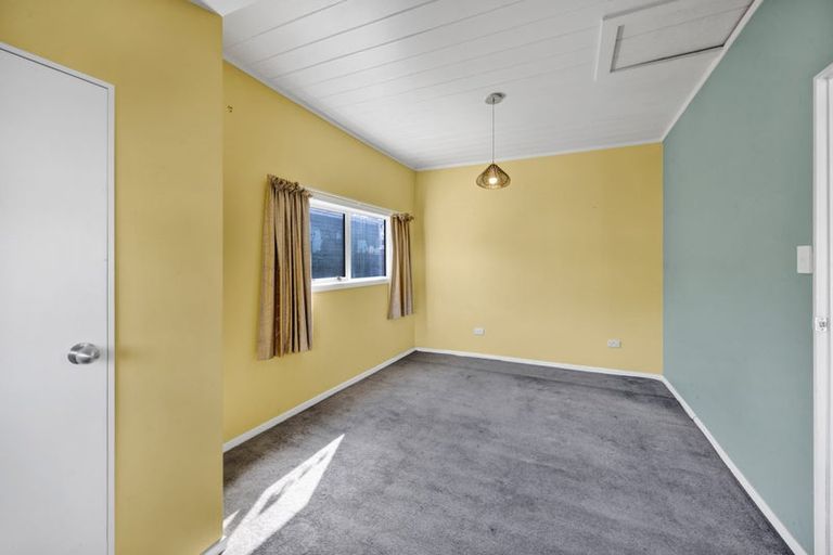 Photo of property in 12 Norfolk Street, Patea, 4520